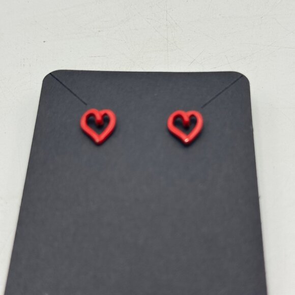 Heart Shaped Red Stud Earrings Small Lightweight Jewelry Design - Picture 1 of 2